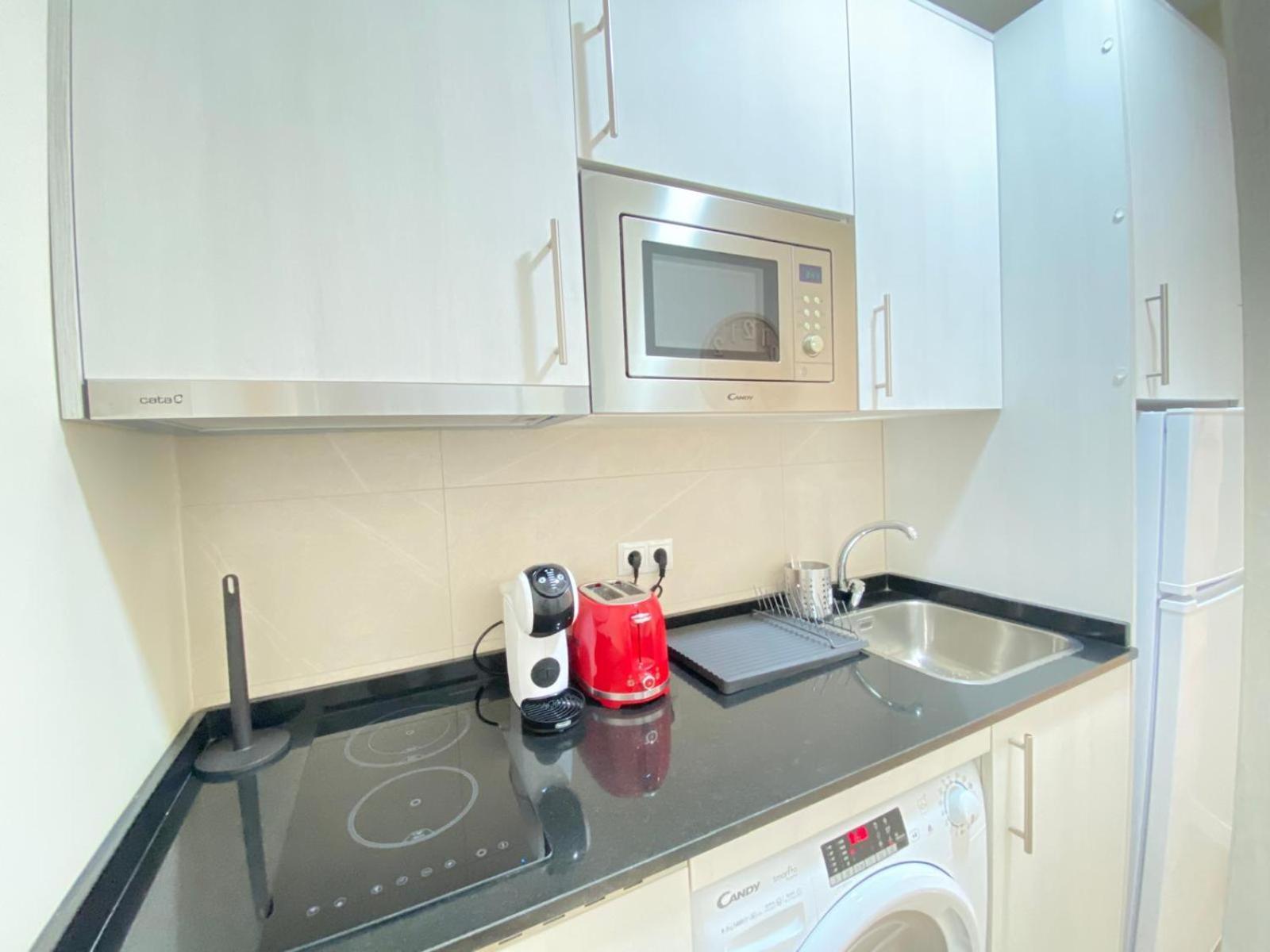 Estudios Gran Via Мадрид Екстериор снимка