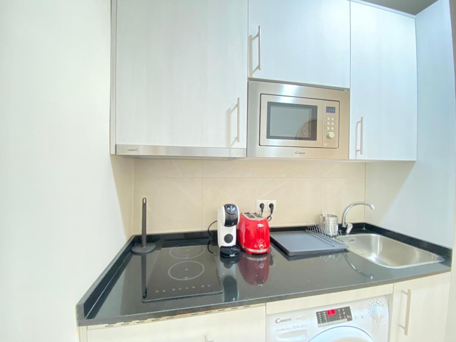 Estudios Gran Via Мадрид Екстериор снимка