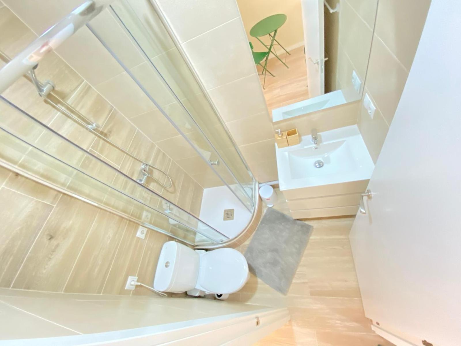 Estudios Gran Via Мадрид Екстериор снимка