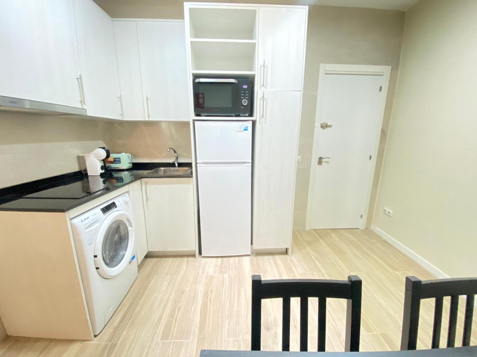 Estudios Gran Via Мадрид Екстериор снимка
