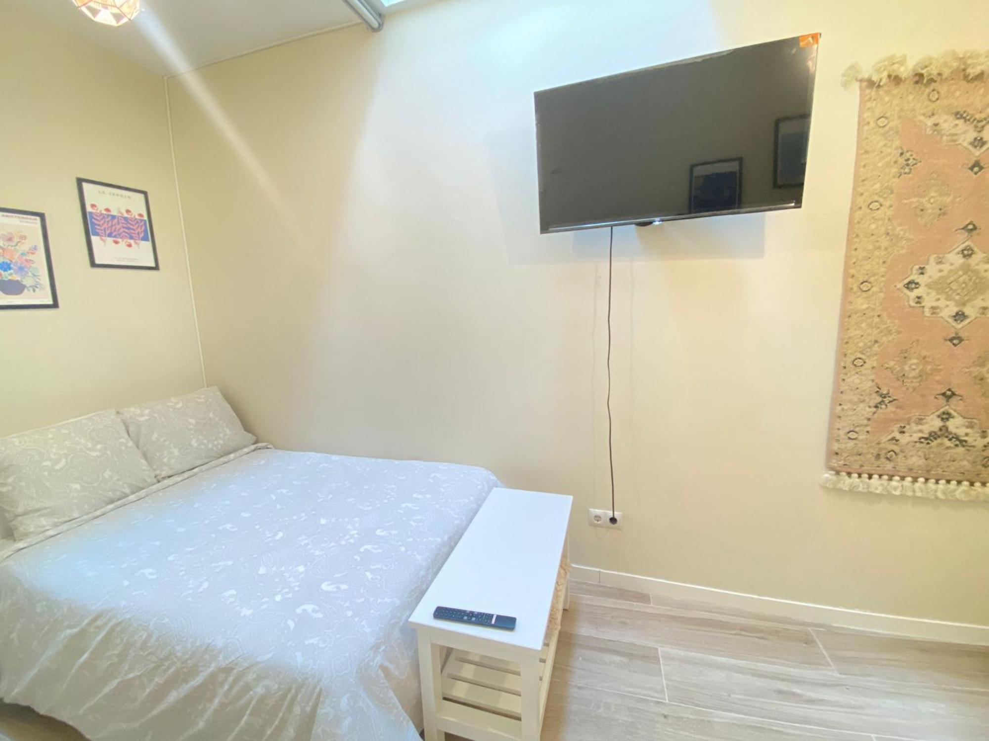 Estudios Gran Via Мадрид Екстериор снимка