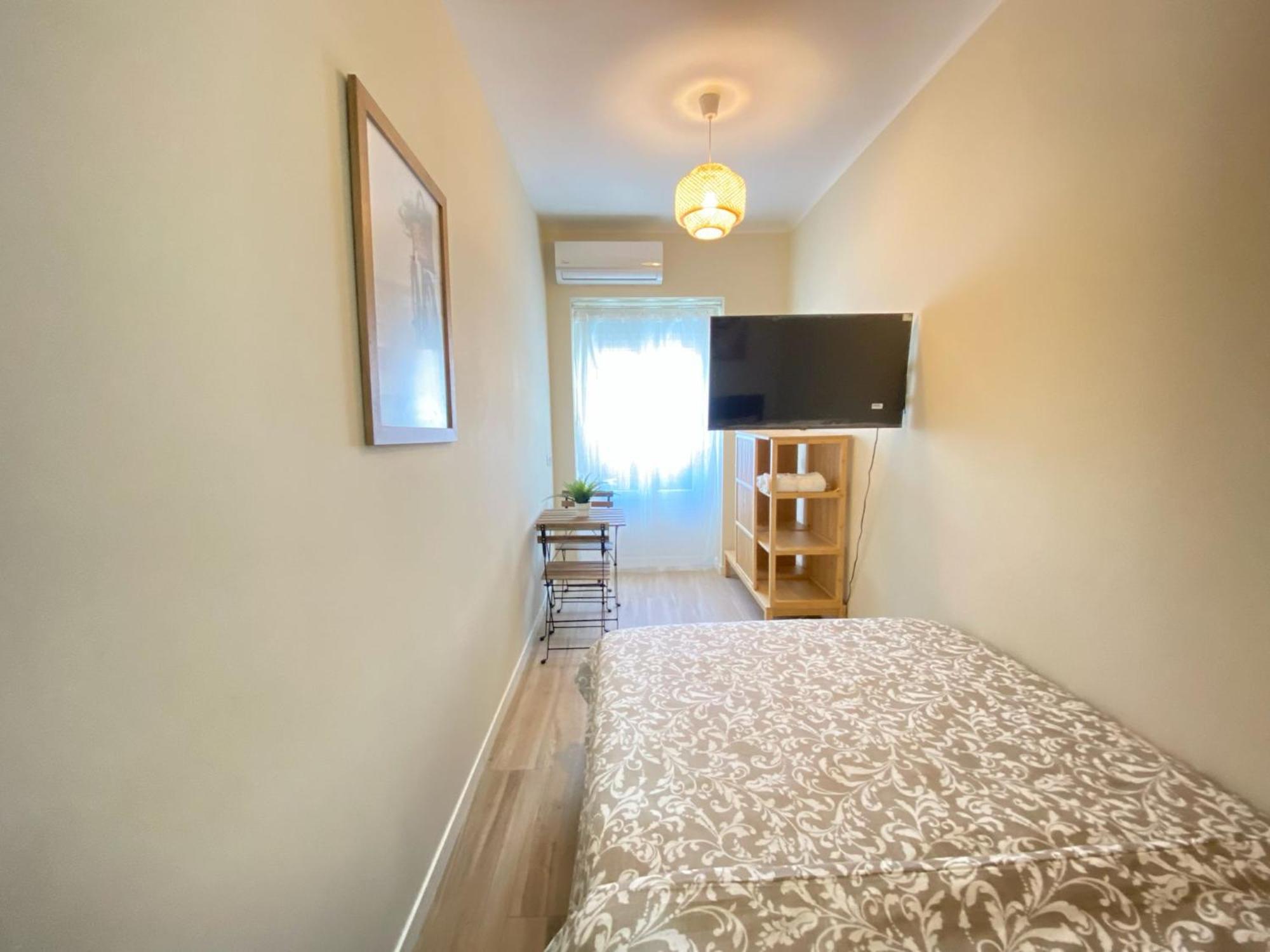 Estudios Gran Via Мадрид Екстериор снимка